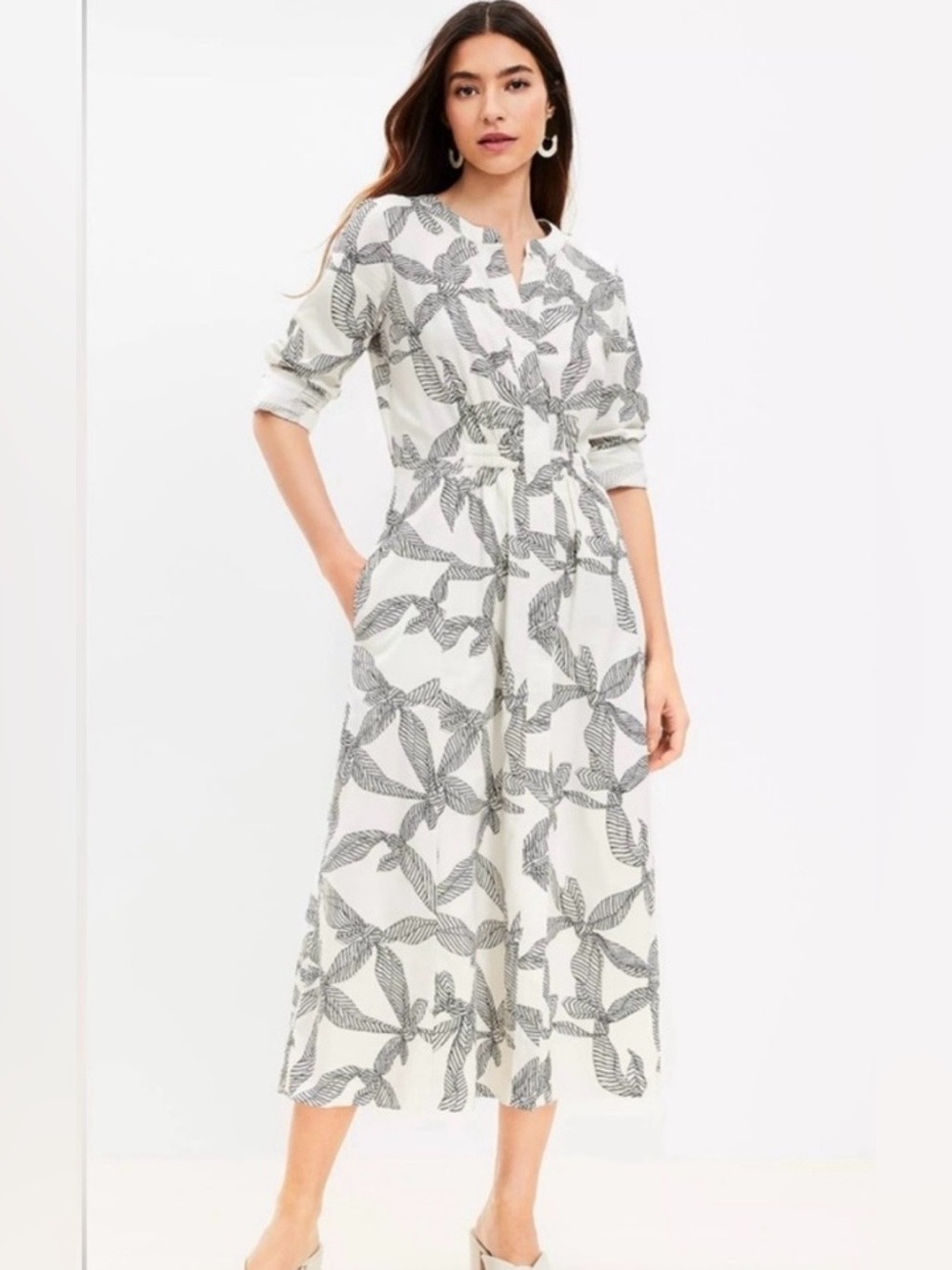 LOFT Black and White Leaf Print Long Sleeve Dress